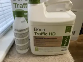 Wt155618001 Bona Traffic Hd Commercial One Gallon Satin With Hardner And Cup
