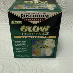Rm21494502 Rust-oleum Specialty Green Glow In The Dark 7fl Oz Luminous Latex Paint